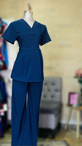 Scrub Quirúrgico de Maternidad  Modelo Dulce espera. tallas XS a 5XL, Azul marino